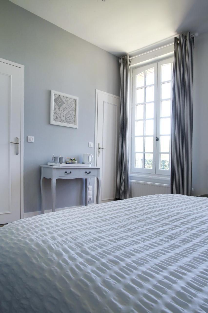 Bed and Breakfast Manoir Le Mesnil Сен-Мартен-о-Шартрен Экстерьер фото
